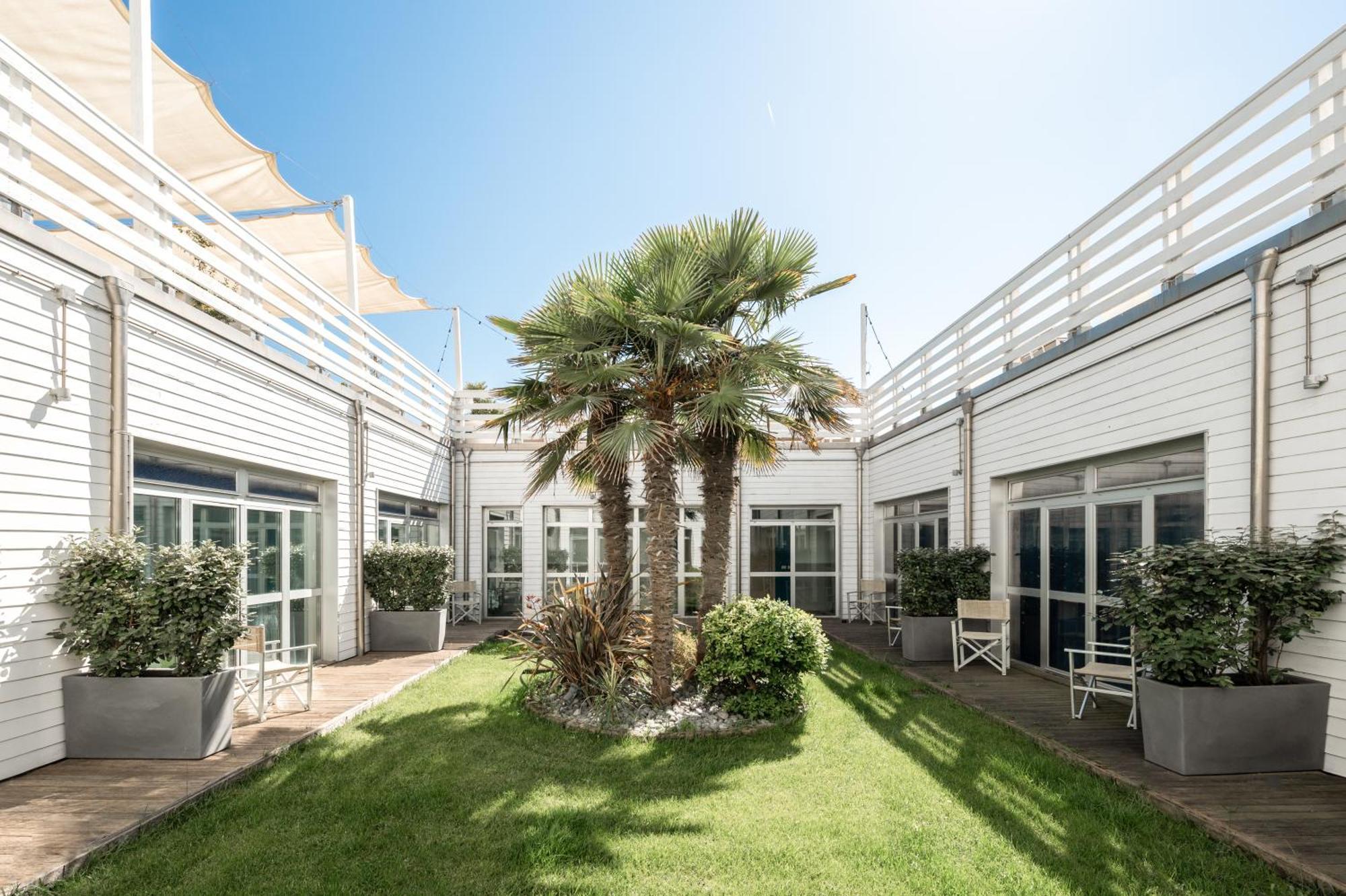 Terme Beach Resort Punta Marina Esterno foto