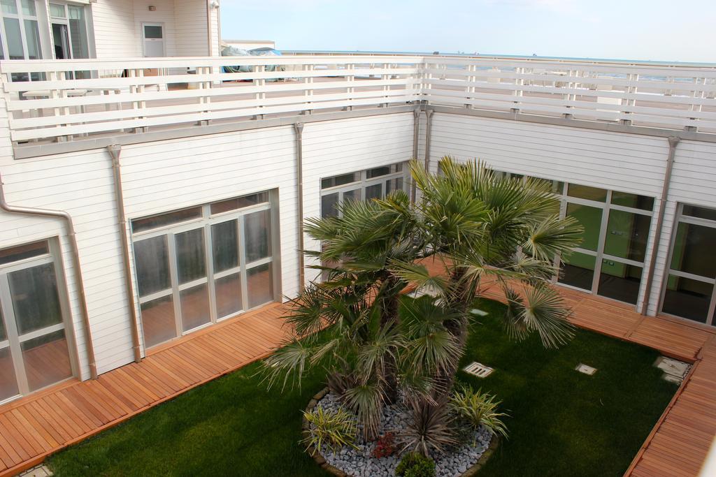 Terme Beach Resort Punta Marina Esterno foto