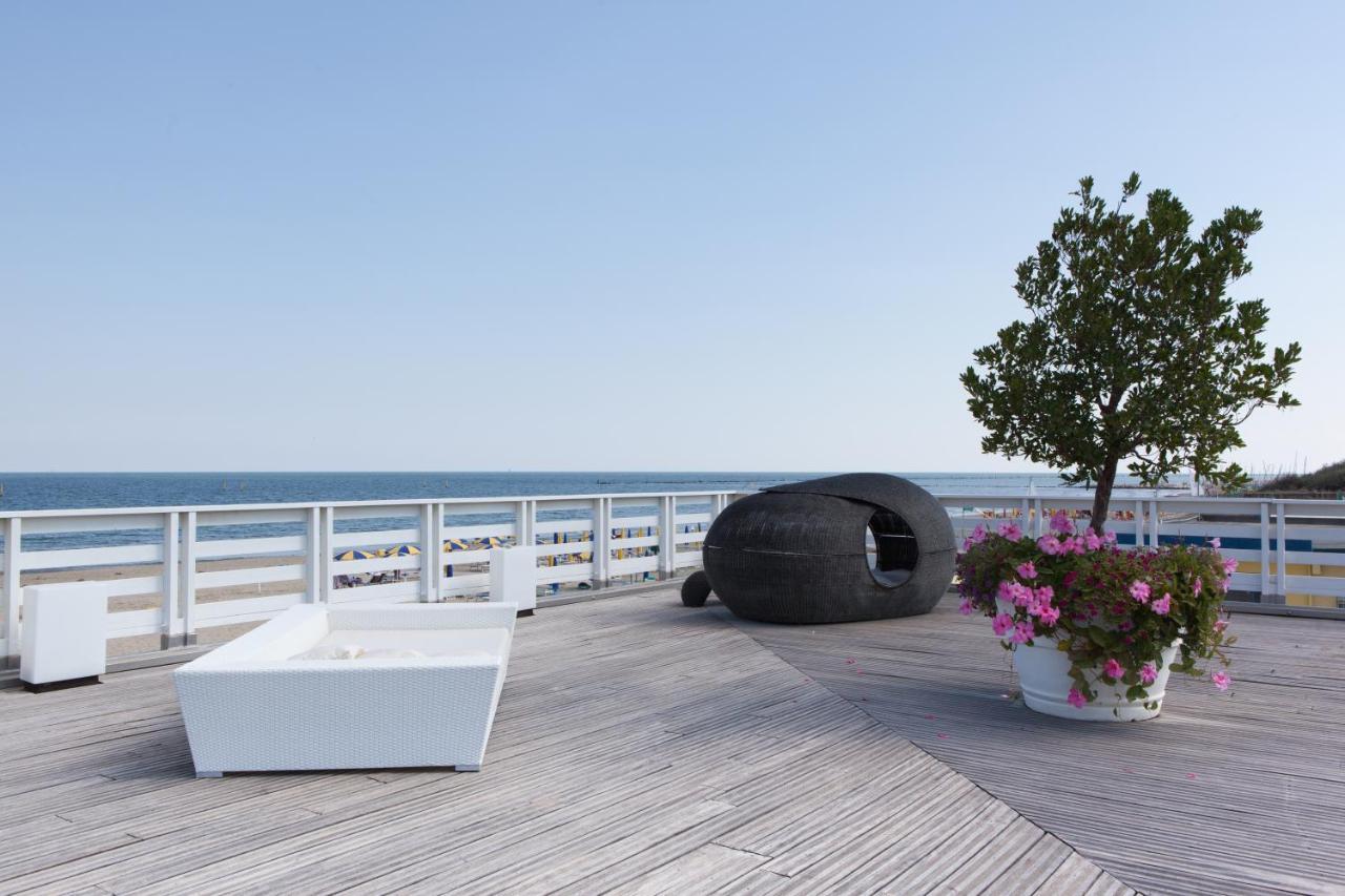 Terme Beach Resort Punta Marina Esterno foto